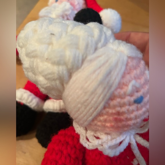 Vintage 3pc Santa and Mrs Claus and elf’s Dolls Handmade Crochet Christmas Decor - Picture 5 of 14
